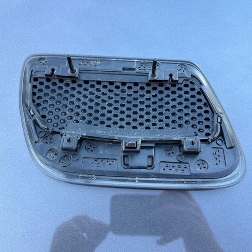 2018-2020 Ford Mustang Hood Vent Scoop Air Duct Paint Code J7 - Picture 2 of 2