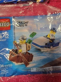 Lot of 10 Lego City Polybags including Lego City Arctic Scout (30310) All sealed