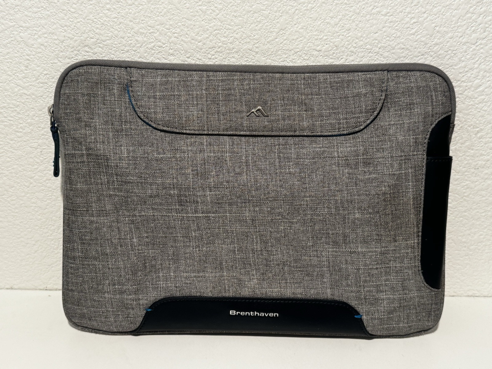 Brenthaven Collins Sleeve Plus 11&rdquo; Surface Pro 4 Laptop Tr