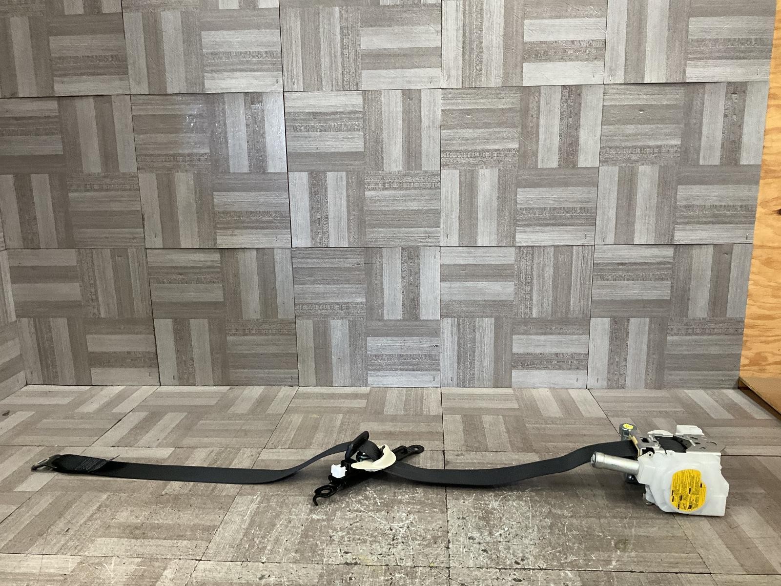 2017 Lexus NX200T Right Front Passenger Seat Belt Black EA23 Retractor OEM Part