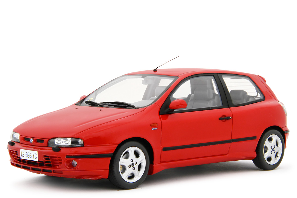 Fiat Bravo 2.0 HGT 1995 miniature de collection 1:18 en résine haut de gamme