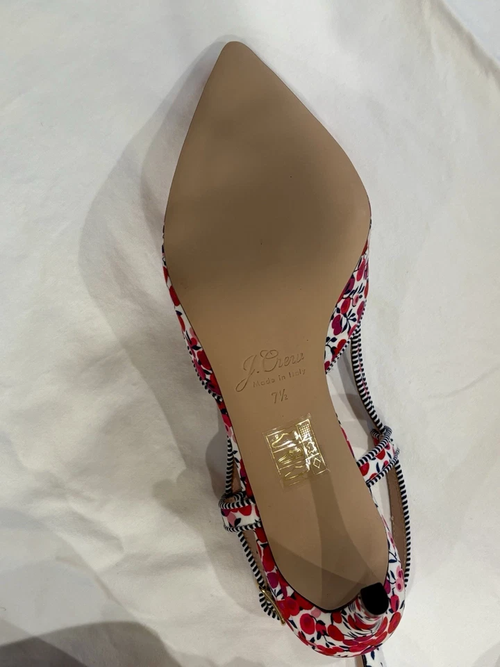 J. Eslinga floral con estampado Crew Liberty, talla EE. UU. 7 1/2, nunca usada con caja. Foto 2 de 4