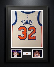Karl-Anthony Towns Signed New York Knicks Nike Jersey Framed PSA COA Auto