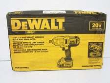 DeWalt DCF889HM2 20V Max 1/2 Impact Wrench Kit - Yellow/Black