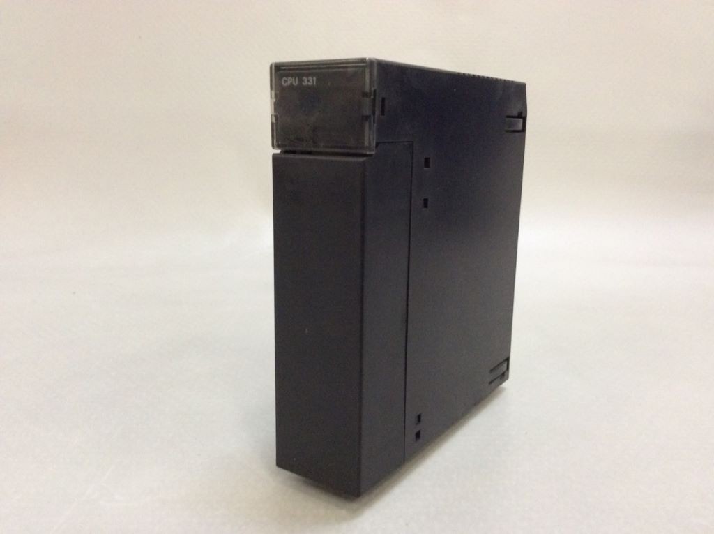 IC693CPU331 GE FANUC SERIES 90-30 CPU 331 MODULE(16 KBYTES USER PROGRAM MEMORY)