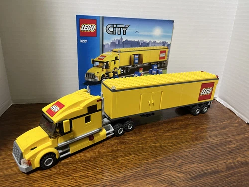 LEGO City: LEGO® Truck (3221)|Retired|Open Box|Complete Set