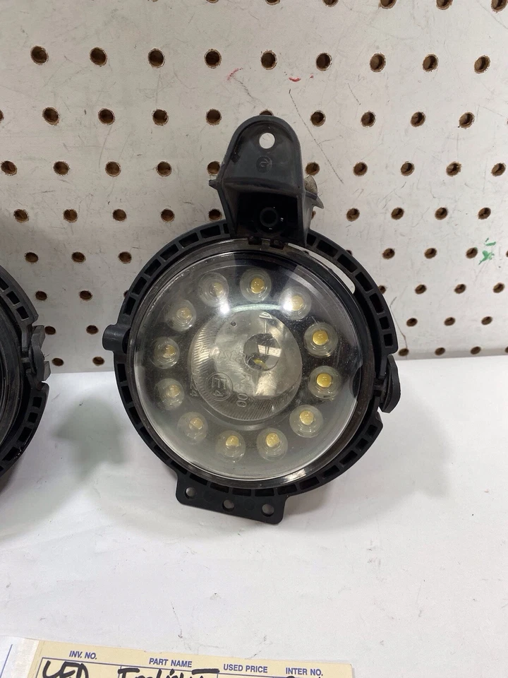 Mini Cooper R55 R56 R57 2007 2015 par de luces antiniebla delanteras OEM Foto 4 de 4