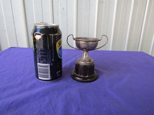 Trophy - Silver Plated Midget Cup Engraved 1947 S.A.C. Bakelite Base Vintage - Bild 8 von 8