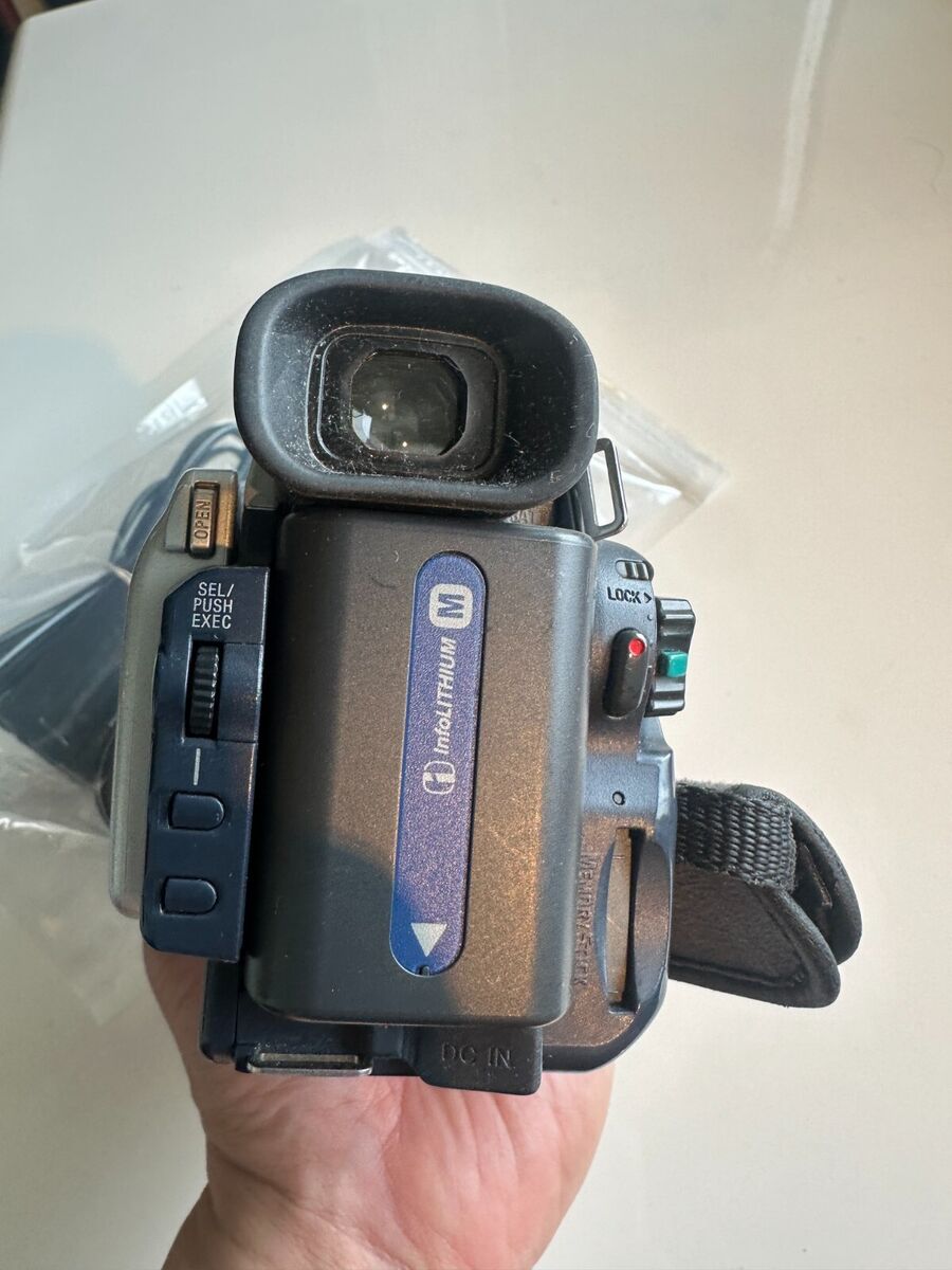 Sony DCR-TRV18 Digital MiniDV Camcorder Record Transfer Sony DCR-TRV18 Digital MiniDV Camcorder Record Transfer