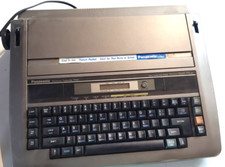 Vintage Panasonic R540 Typewriter - For Parts or Repair - Rare Find! thumbnail