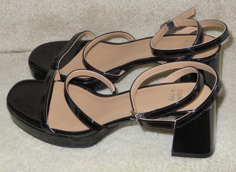 Crown & Ivy BLACK Patent Ankle Strap Black Heel Pump Sandals Sz 8 M *NEW*