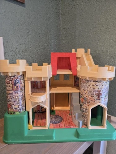 Vintage Fisher Price Little People #993 Play Family CASTLE With Pink DRAGON