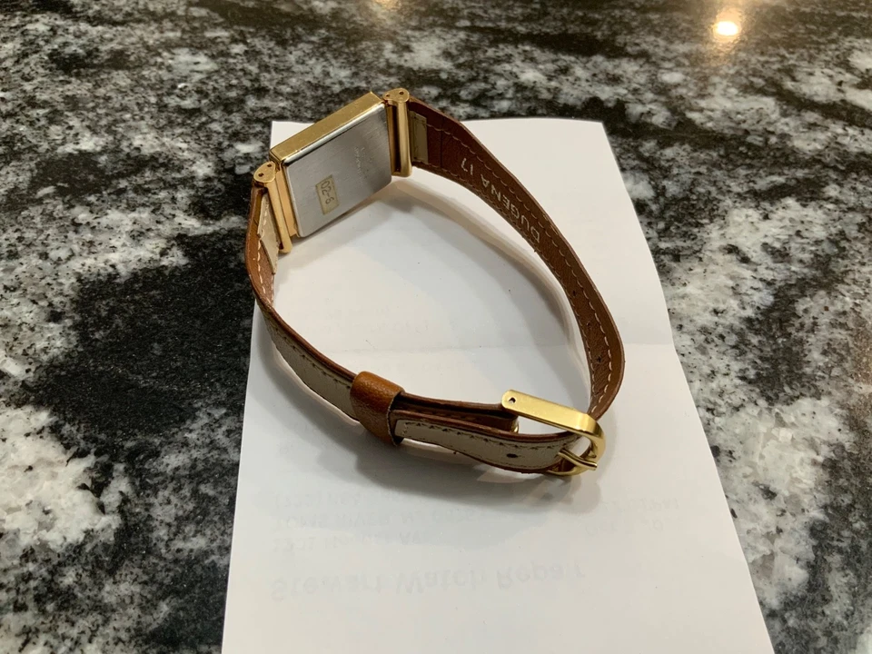 Vintage Dugena 17 Classic German Woman’s Quartz watch rectangle NEW BATTERY - Image 3 of 4