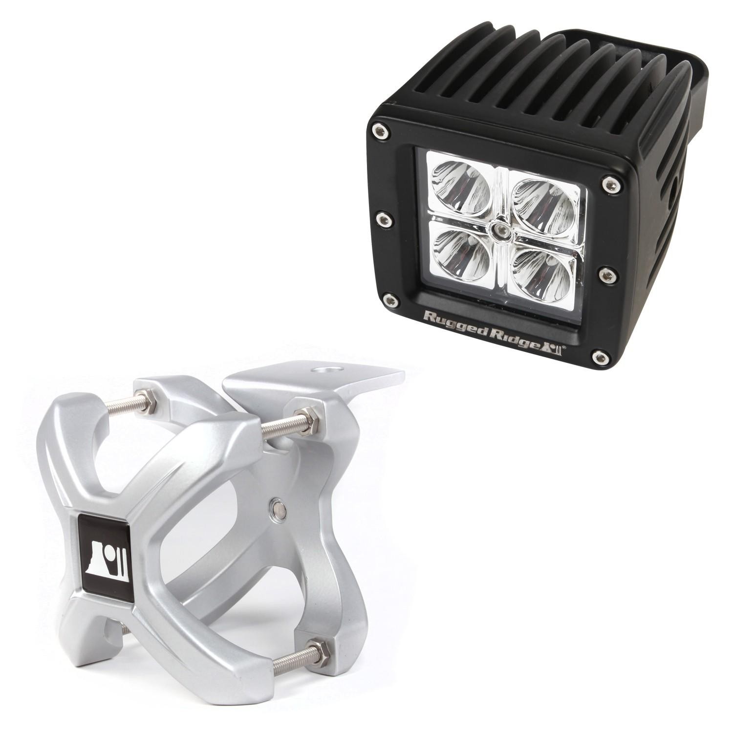 Kit LED carré X-Clamp grand modèle argenté pour illuminer vos soirées de camping