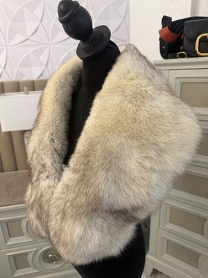 Saga Fox Fur Stole Shawl Collar Blue Fox