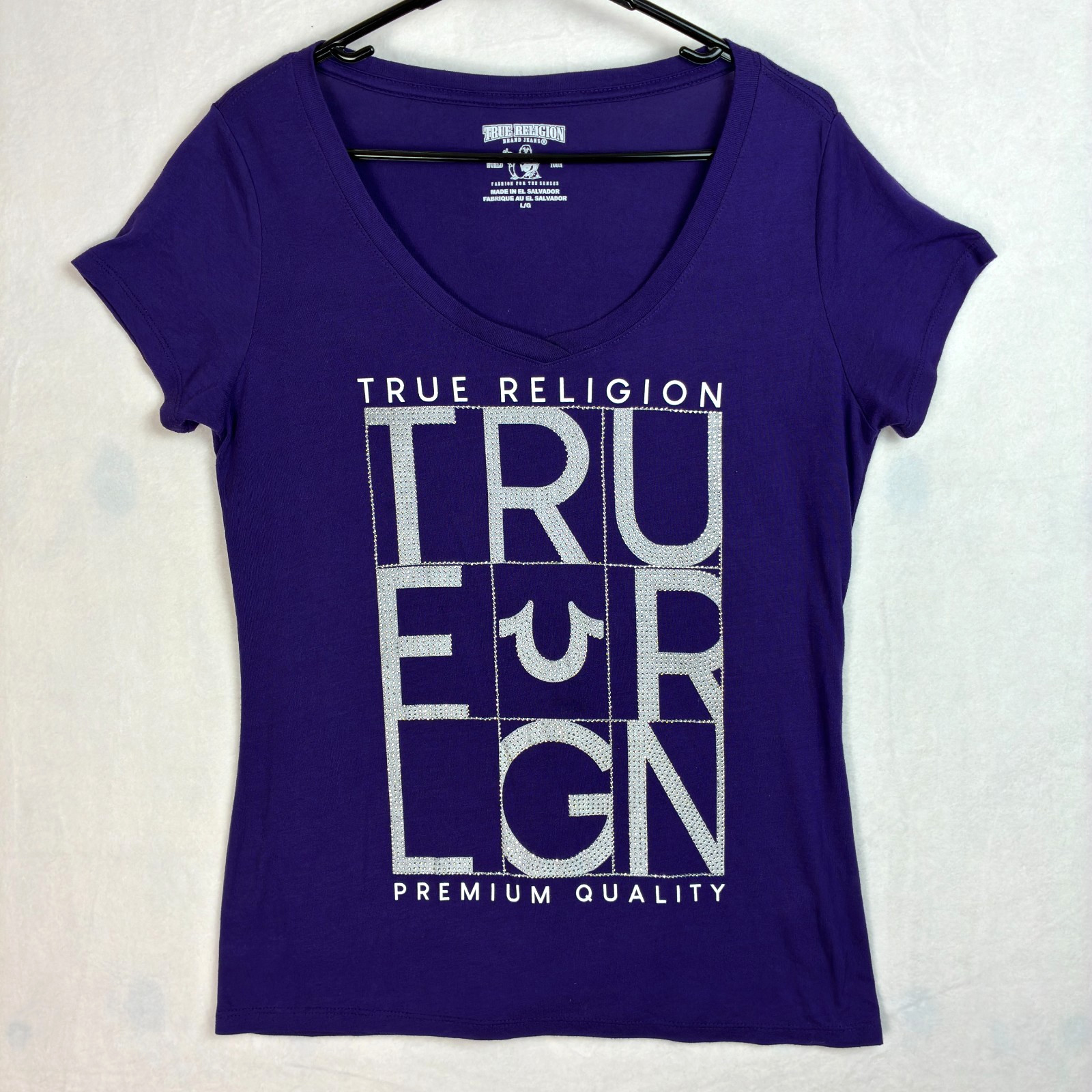 True Religion Womens Purple V-Neck Rhinestone Logo Graphic T-Shirt Size L
