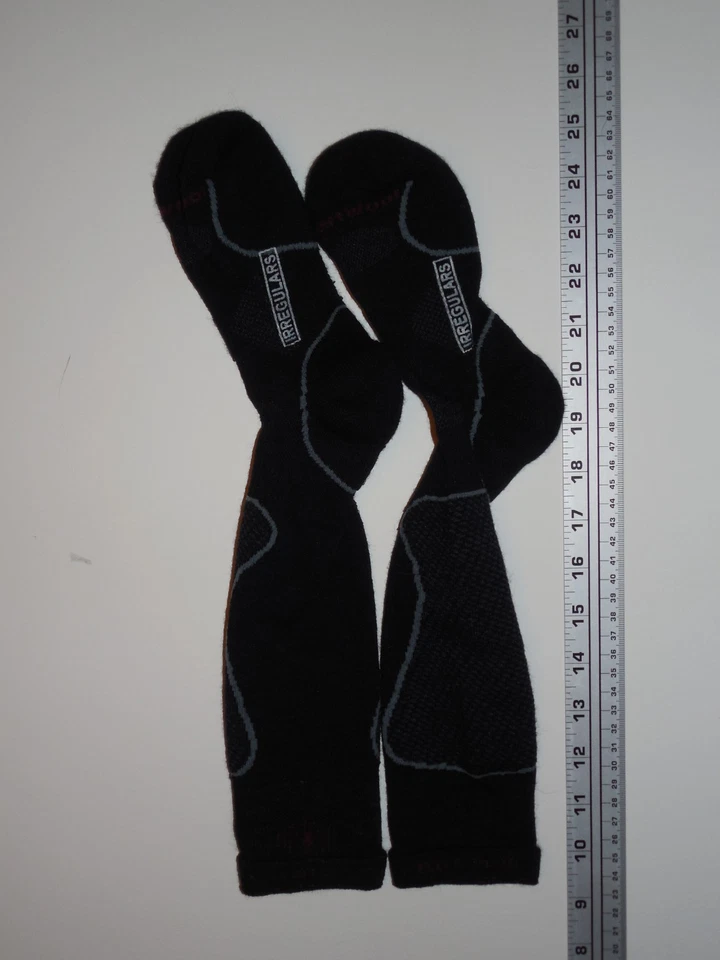 SMARTWOOL SKI Socks Women's Small 4-6.5 Knee High Black Gray Red Padded Shin - Image 2 of 2