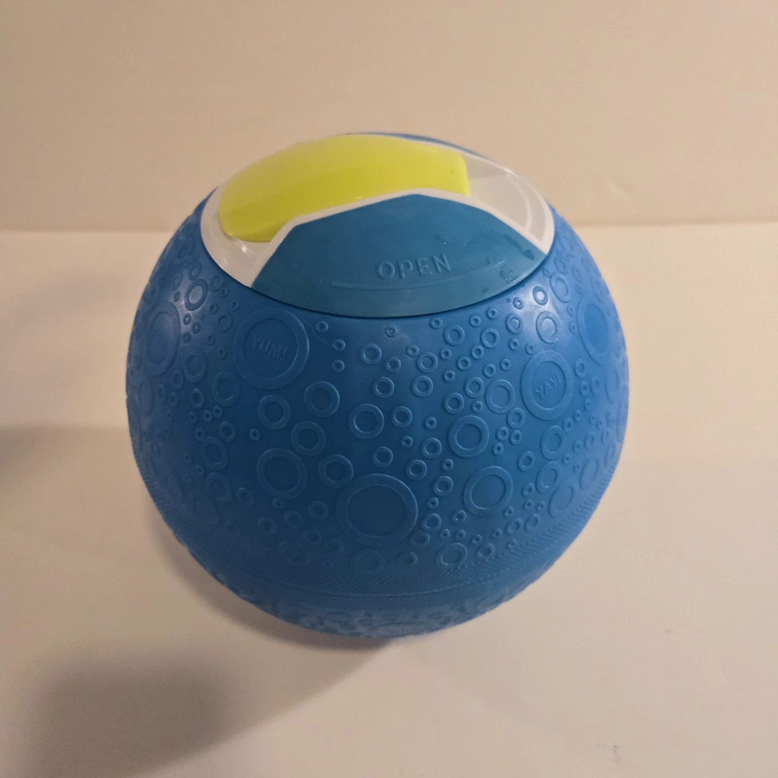 Yay Labs UCO SoftShell Ice Cream Ball Maker 1 Qt Blue Fun Kitchen Gadget