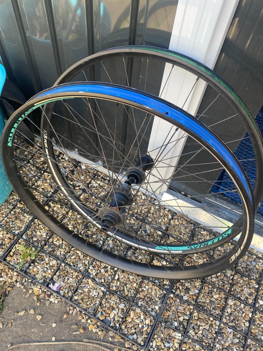 NEU Laufradsatz Syncros Capital 1.0S - 1335g Für Road und Gravel kaufen in Bâle-Ville