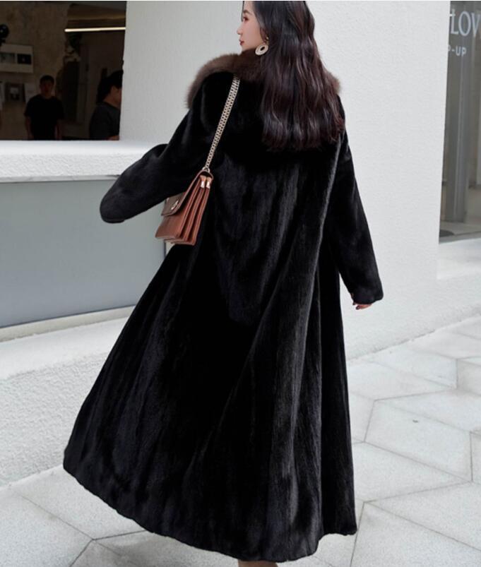 Mink Long Sleeve Large Medium Length Mink Fur Coat Women