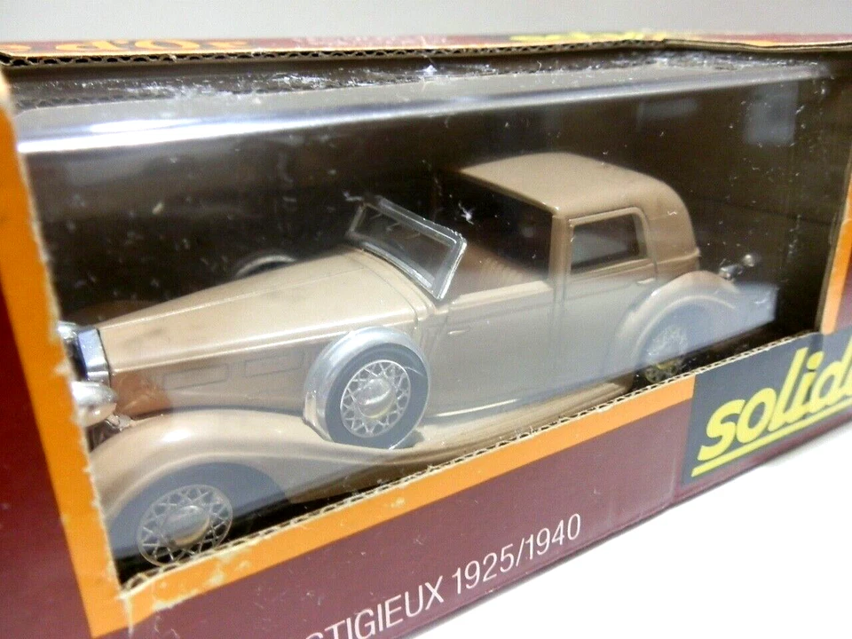Solido Age d'Or 1:43 Beige 1939 Delage D8 120 Coupe de Ville Foto 2 de 4