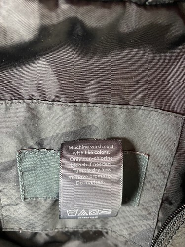 Windbreaker Jacket Size L (12-14) Youth Champion Grey Camo Active Wear Outdoor - Picture 6 of 9
