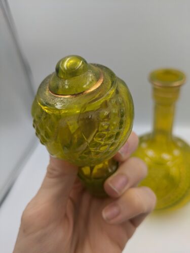 Vintage Yellow Vaseline 1920s 30s Glass Decanter Hand Painted Gold Rare Stopper - Picture 3 of 13