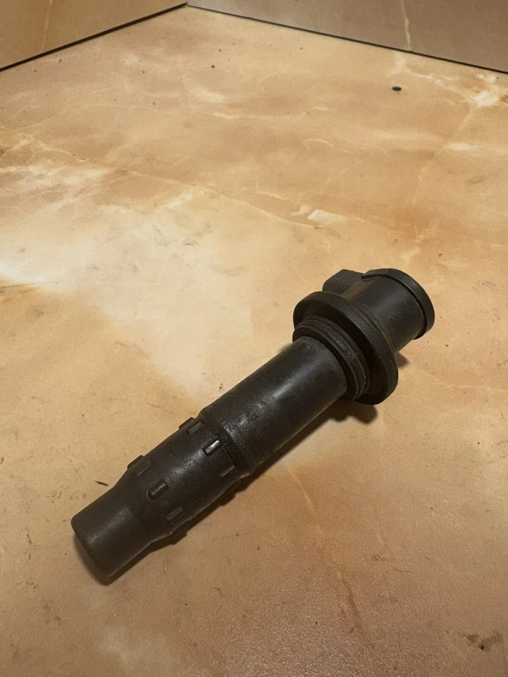 2003 YAMAHA YZ250F OEM катушка зажигания в сборе свеча зажигания загрузки 5UL-82310-10-00 - Изображение 3 из 4