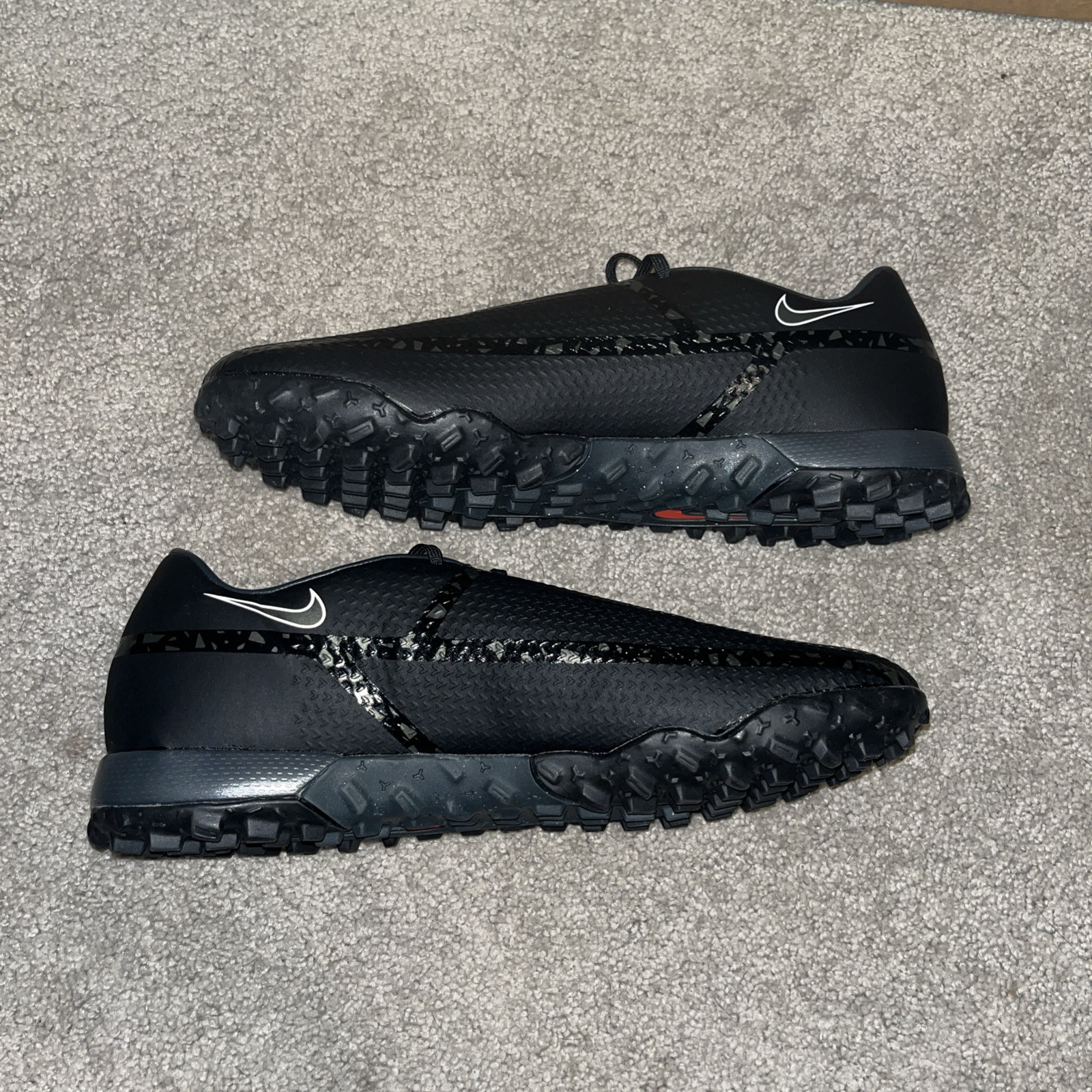 Nike Phantom GT2 Academy TF Dc0803-001 - image 1