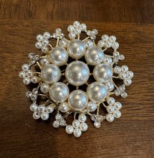 Silver Tone Starburst Brooch Faux Pearls White Rhinestones