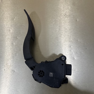 2013-2021 Nissan Leaf Accelerator Gas Pedal Lever W/Sensor OEM 180024AF0A