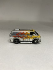 Vintage TYCO Curve Hugger SUPERVAN Chrome Flamed Dodge Van Slot Car Silicones