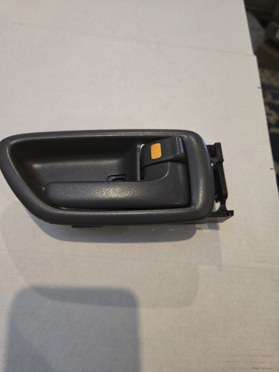 2000-2004 OEM TOYOTA TUNDRA FRONT RIGHT PASS SIDE INTERIOR DOOR