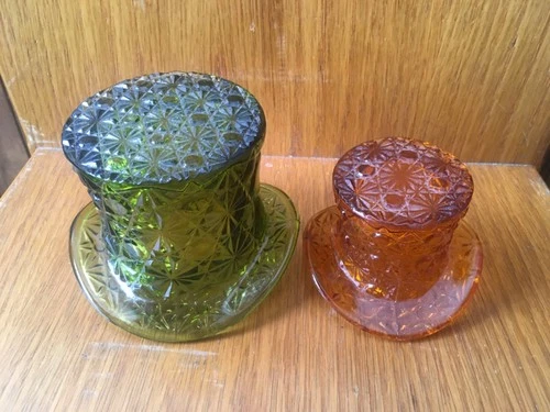 (2)FENTON ART Vintage Green/Amber Glass Daisy Button Top Hats *LOT* 🎩