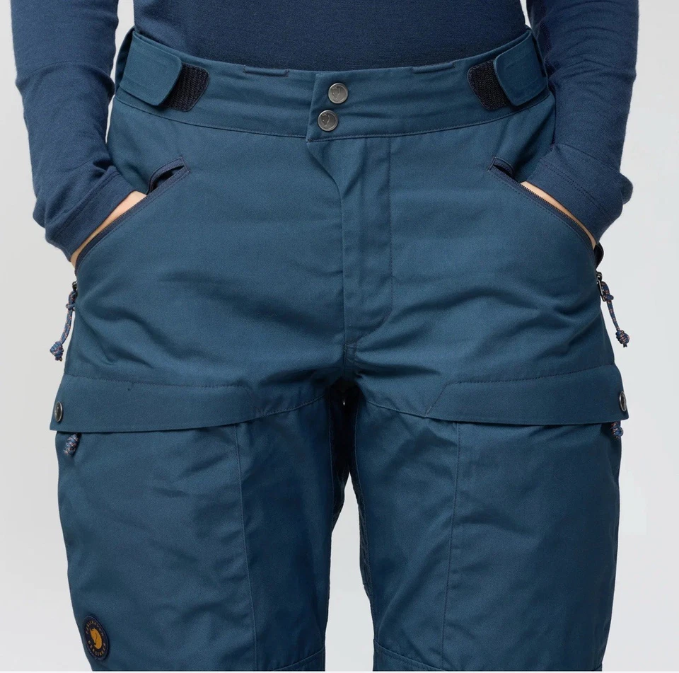 Pantalón FJÄLLRÄVEN KÅNKEN Mujer Bergtagen G-1000 Mountain AZUL XS Foto 3 de 4