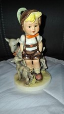 ganz alte, süße Hummel Figur, kleiner Ziegenhirte, ca. 15 cm hoch