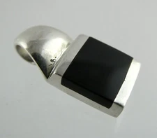 SU Sterling Silver Black Onyx Slide Pendant 925 3.5g 7/8 Inch Length