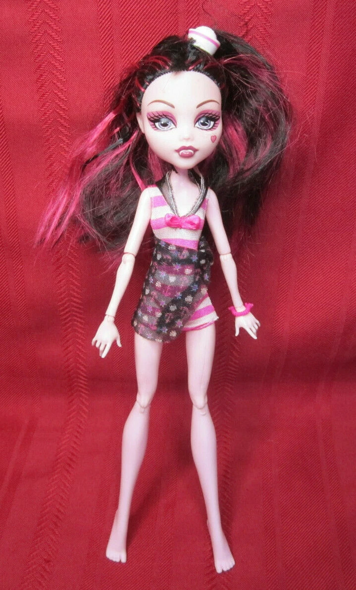 Monster high dolls target deals