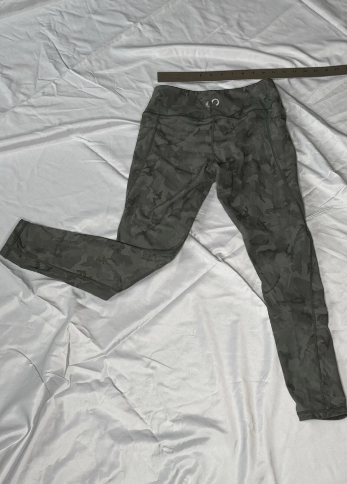 Botas de Combate Curves N Leggings Cortos S Camufladas Con Bolsillos Tiro Medio Elastizadas Nylon Foto 3 de 4
