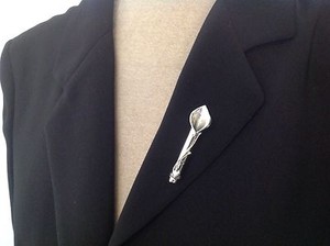 poirot flower brooch