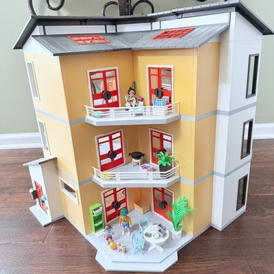 PLAYMOBIL 9266 Maison Moderne City Life – Grande Maison De Poupée Avec Balcon, Terrasse Et Éclairage LED