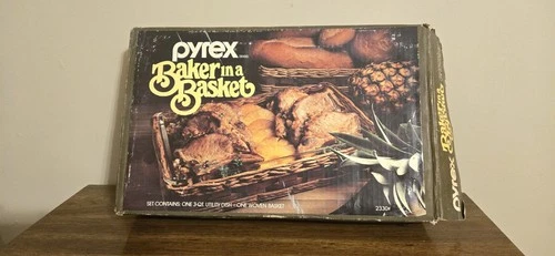 Vintage Pyrex Baker in a Basket BOX 3 Quart Bakin Dish With Woven Basket