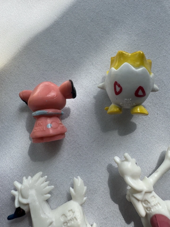 Смешанные покемоны мини-фигурки лот из 5 Jazwares и 23 RL фигурки 2021 Pikachu - Изображение 3 из 4