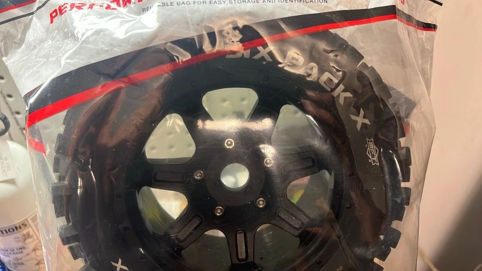 NEW Unopened!!! Duratrax Six Pack X Belted Pair DTXC5587 24mm - Image 4 of 4