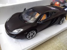 Minichamps 1/18 McLaren MP4-12C 2011 MINICHAMPS MCLAREN MP4-12C McLaren Matte