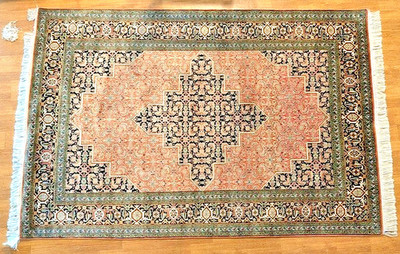 Hand-knotted, Feraghan 4'x6' Wool/Silk Rug, minor dmg, no walk on, or smoking