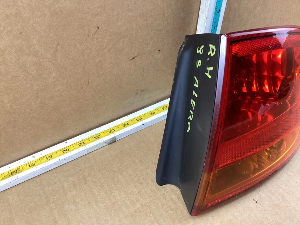 Oldsmobile Alero 1999-2004 pasajero lado derecho cuarto luz trasera montada en panel Foto 4 de 4