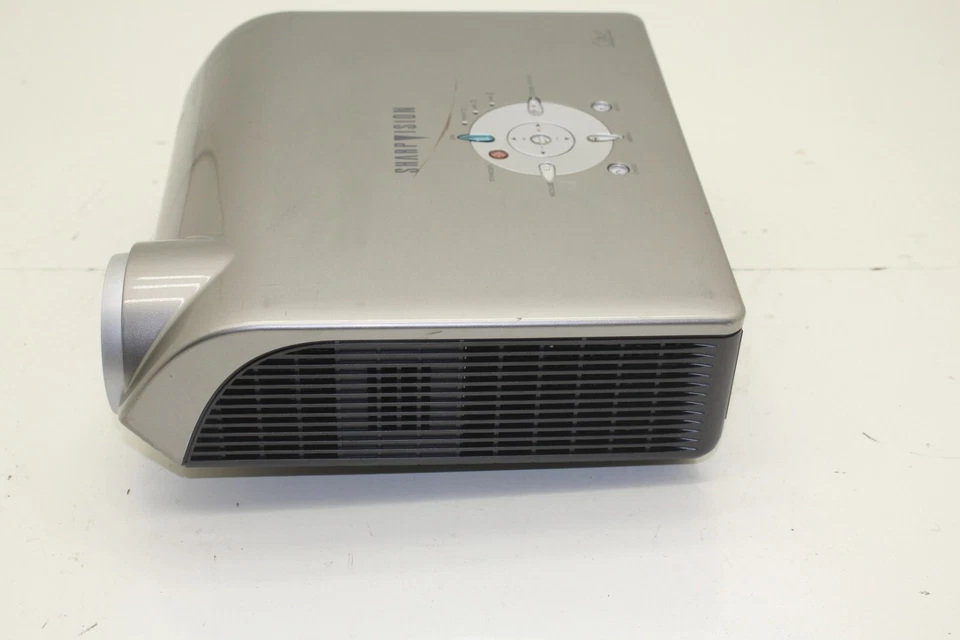 Sharp XV-Z2000 Full-HD 1080p Needs New Bulb - Image 3 of 4