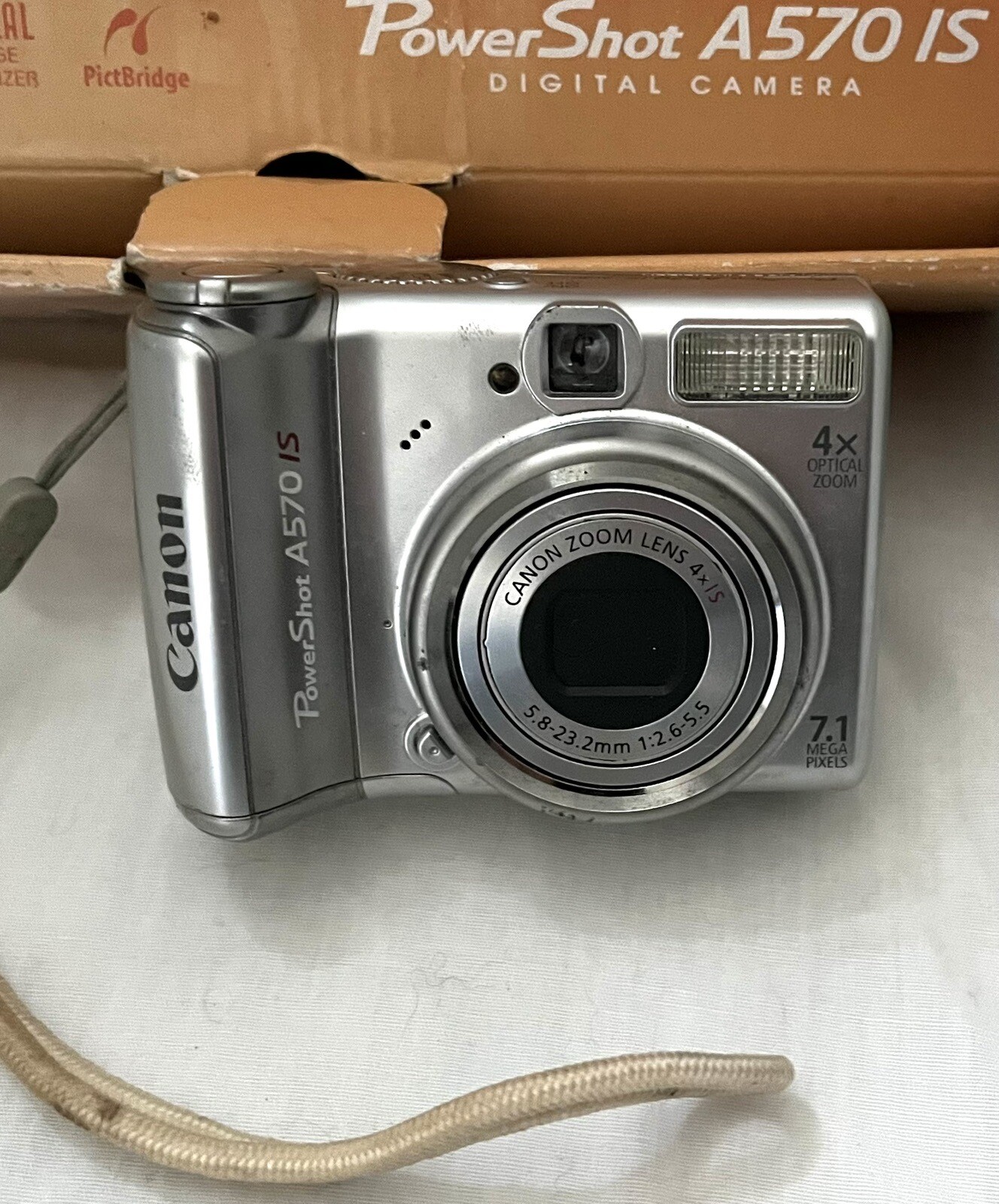 Canon PowerShot A570 IS Digital Camera with box ++ For Parts Or Repair