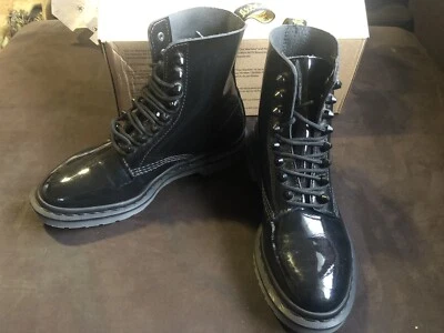 dr martens gumtree